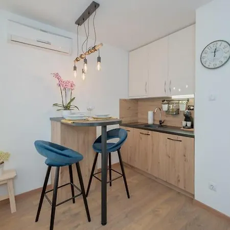 Appartement Nika *